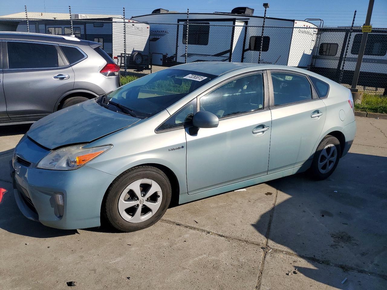 2015 TOYOTA PRIUS