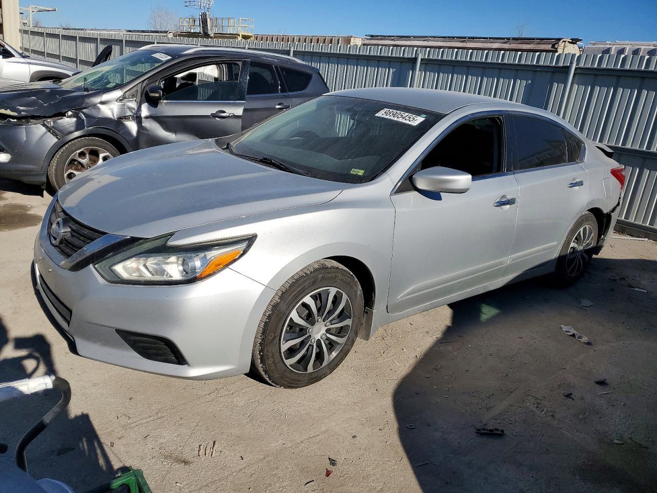 2017 NISSAN ALTIMA