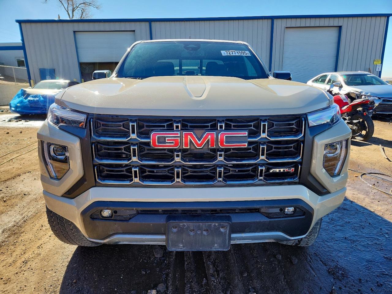 2023 GMC CANYON