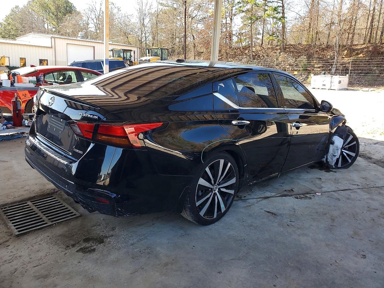2020 NISSAN ALTIMA