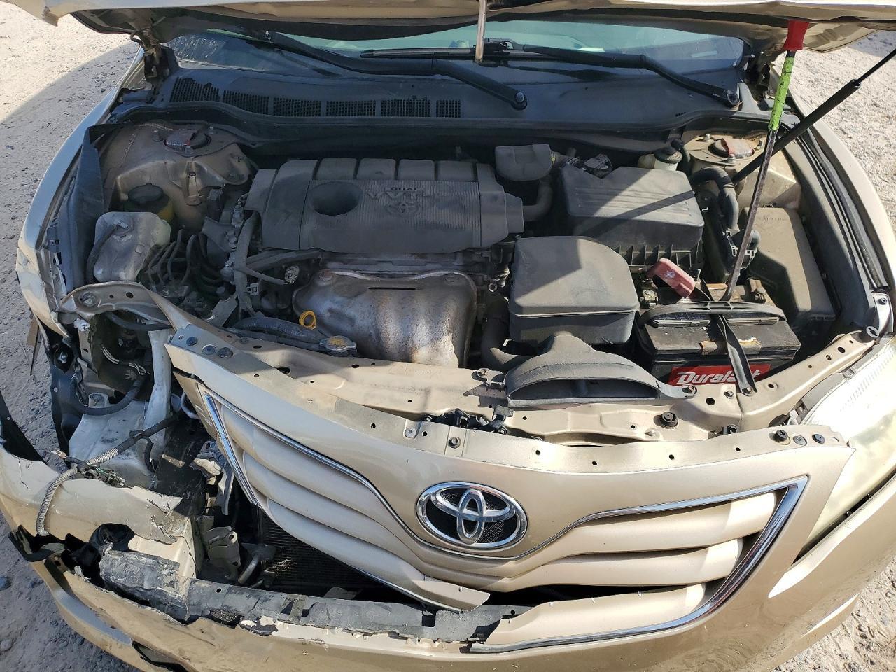 2011 TOYOTA CAMRY