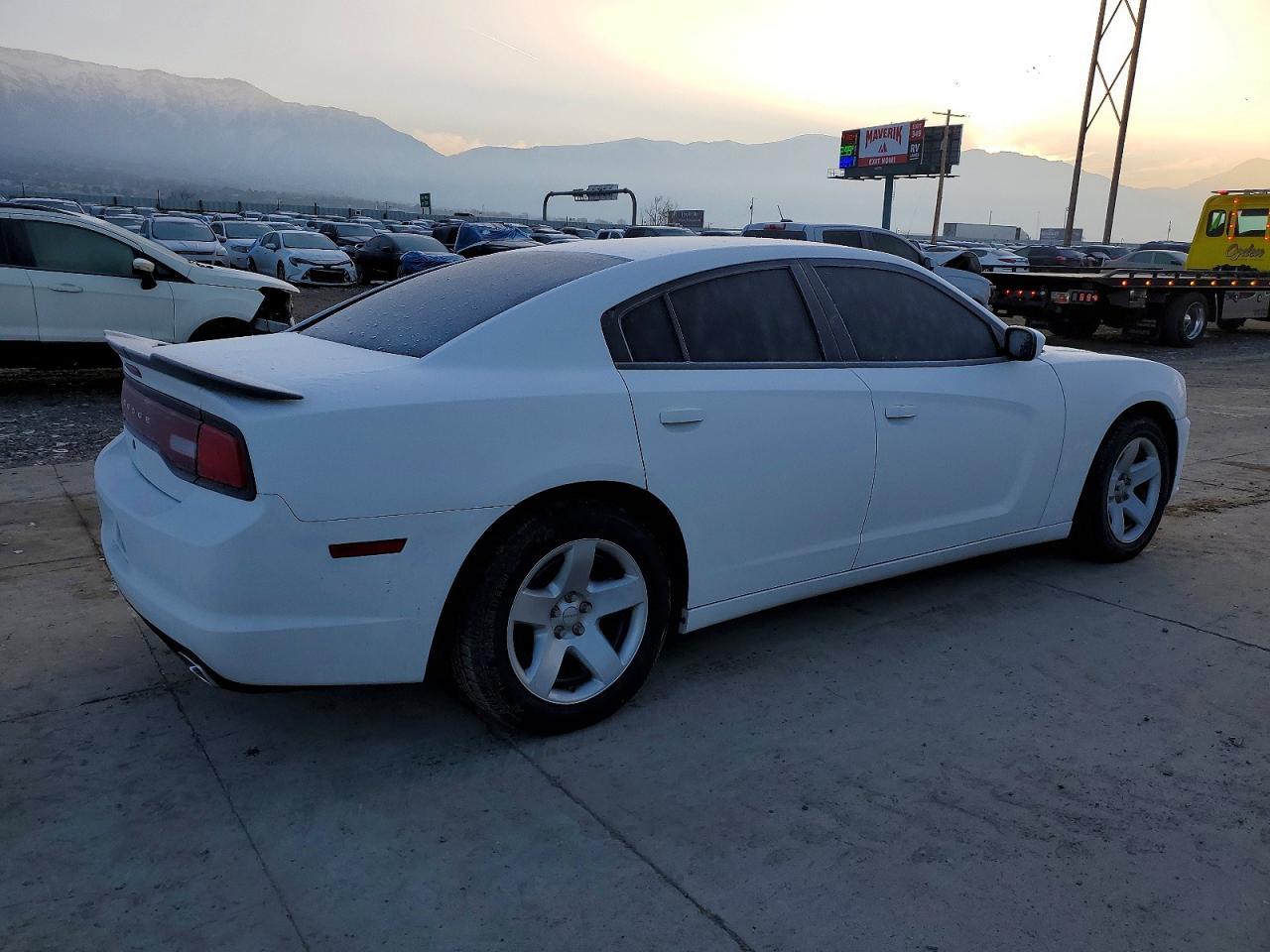 2013 DODGE CHARGER