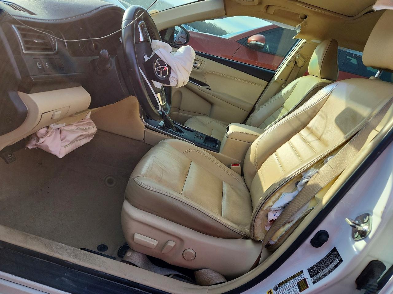 2016 TOYOTA CAMRY