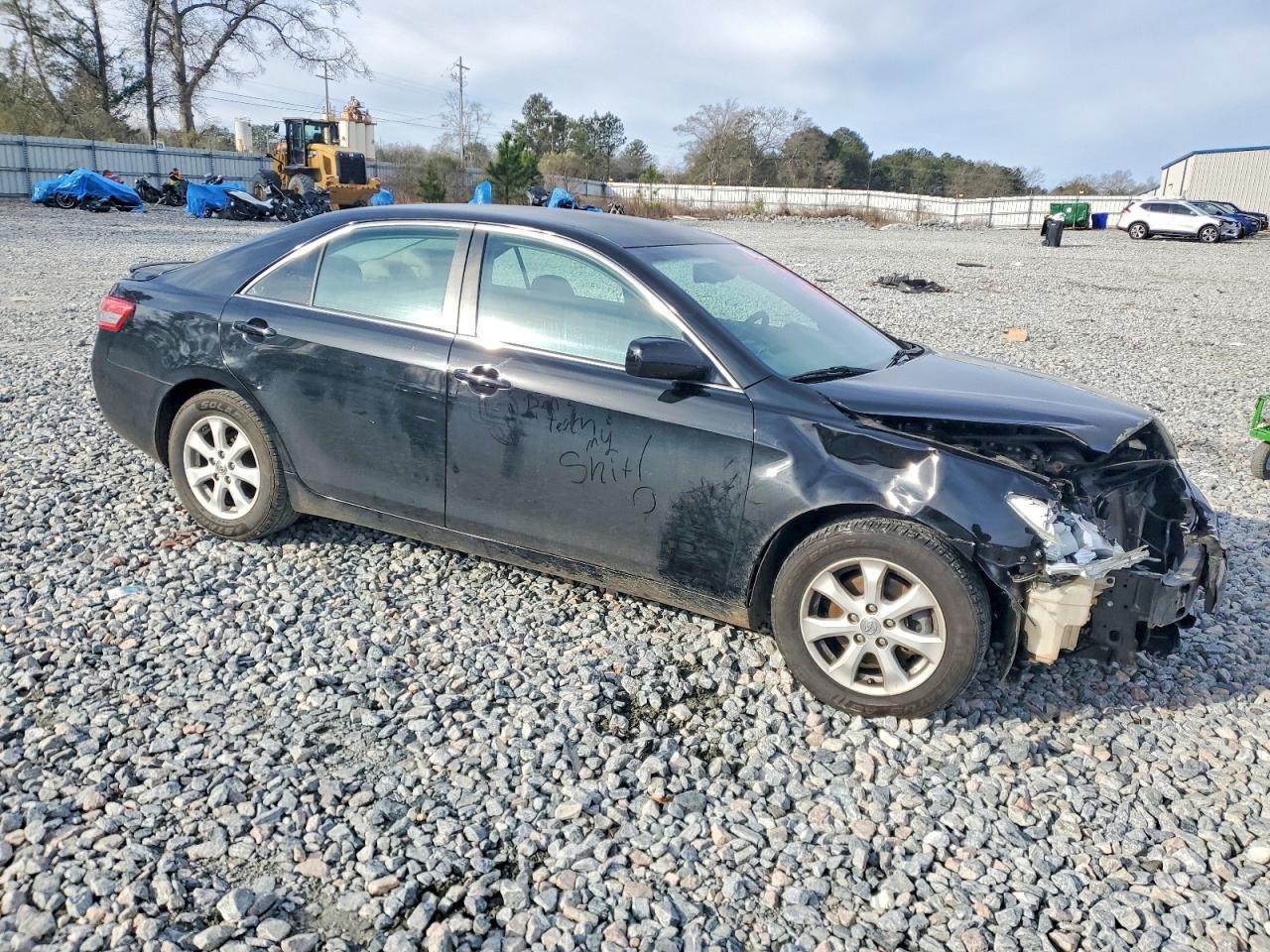 2011 TOYOTA CAMRY