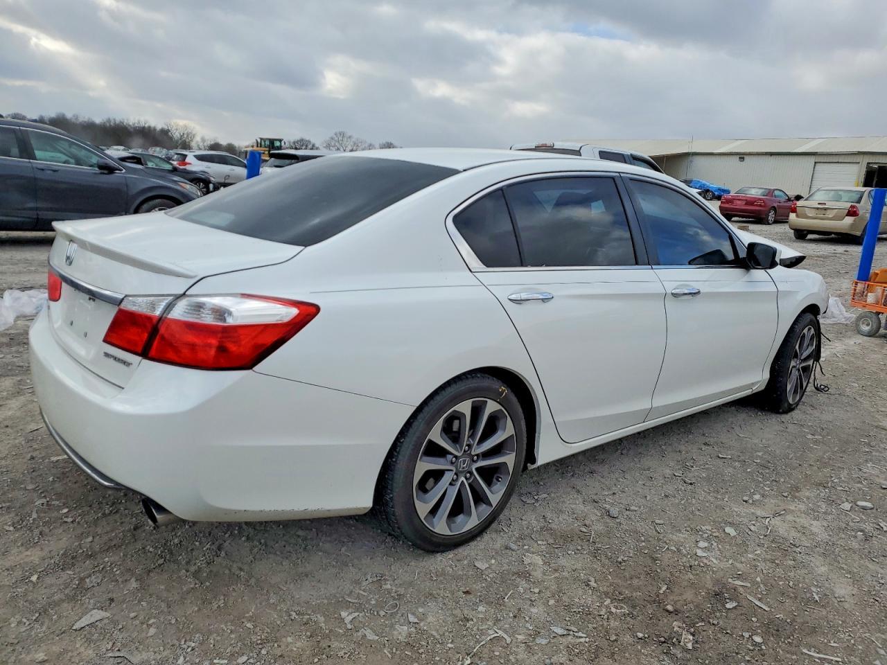 2015 HONDA ACCORD