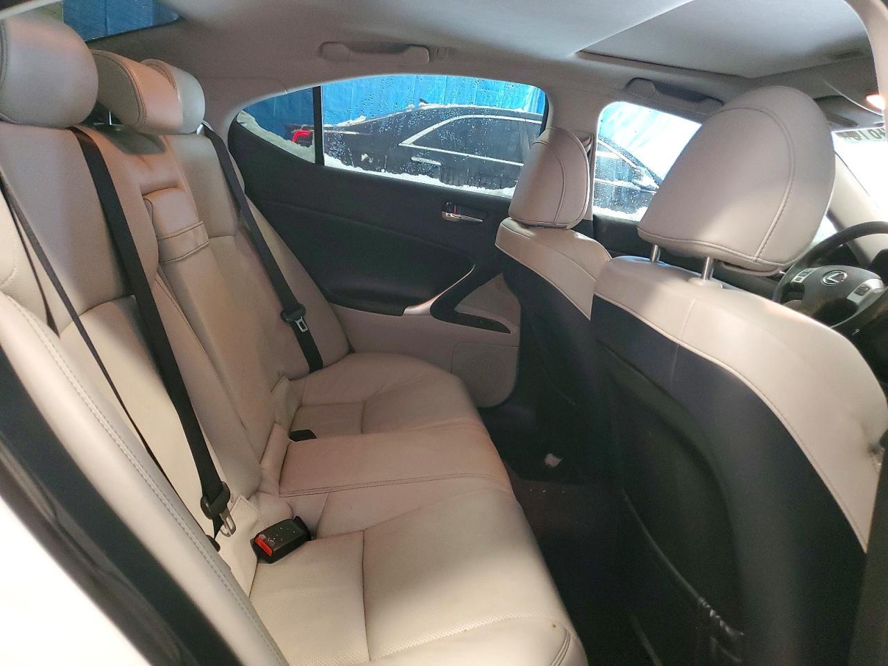 2013 LEXUS IS 250
