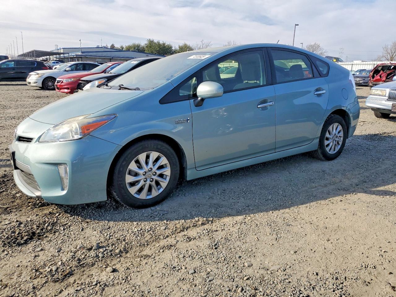 2014 TOYOTA Prius Plug-In