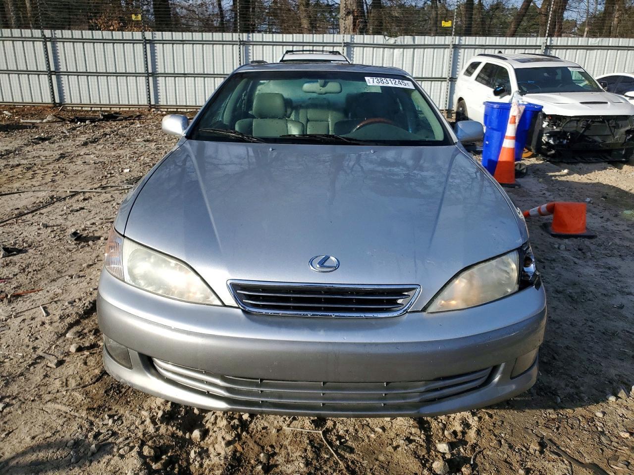 2001 LEXUS Es 300