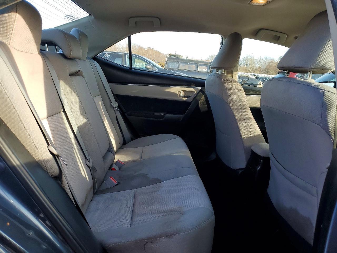 2015 TOYOTA COROLLA