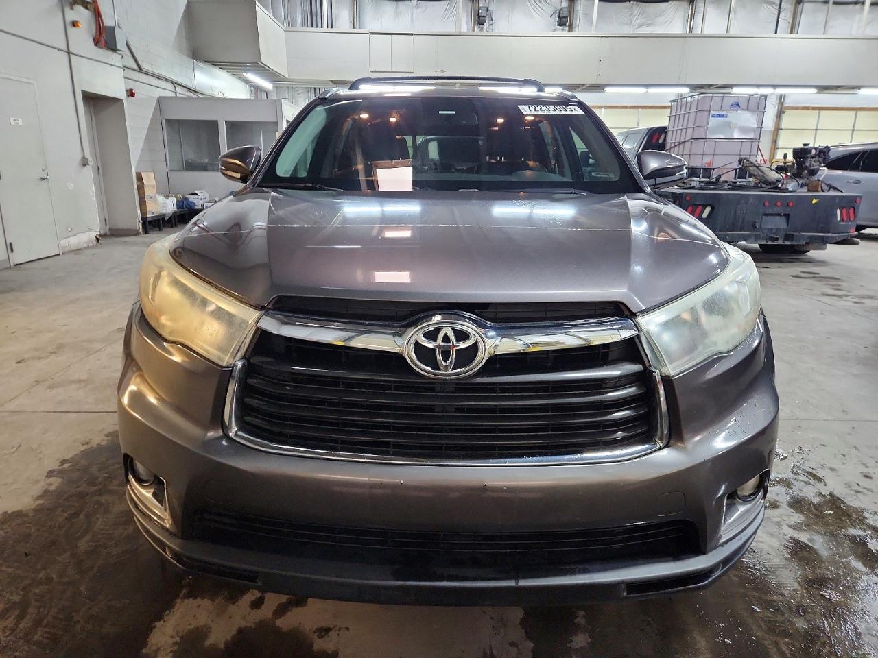 2015 TOYOTA HIGHLANDER