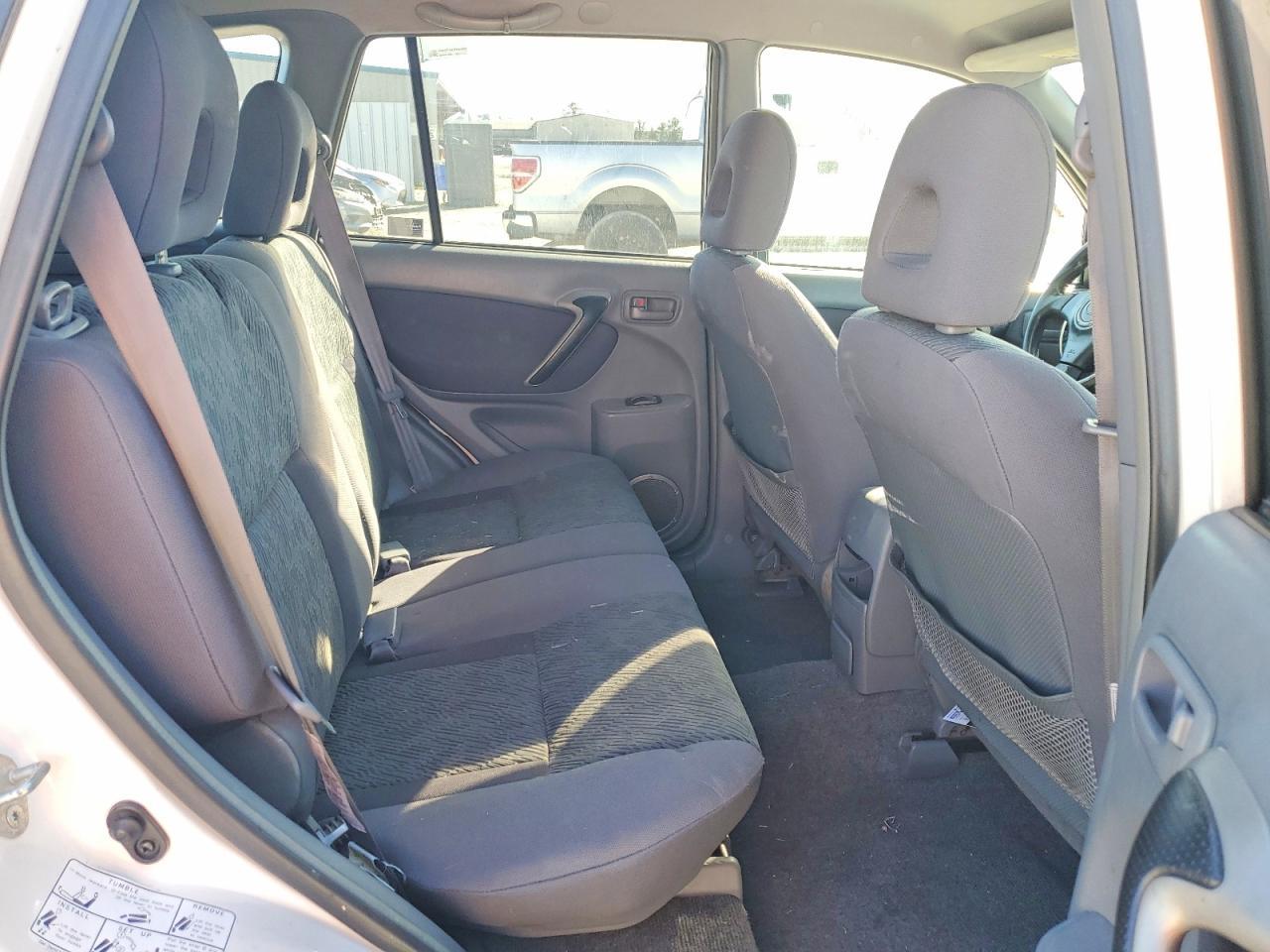2001 TOYOTA RAV4