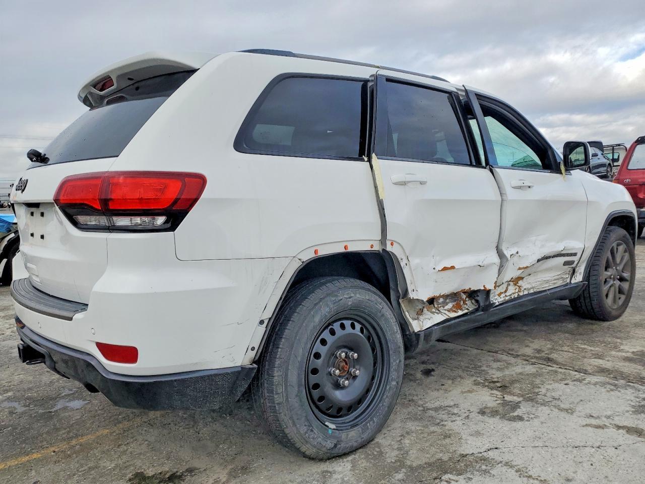 2016 JEEP Grand Cherokee