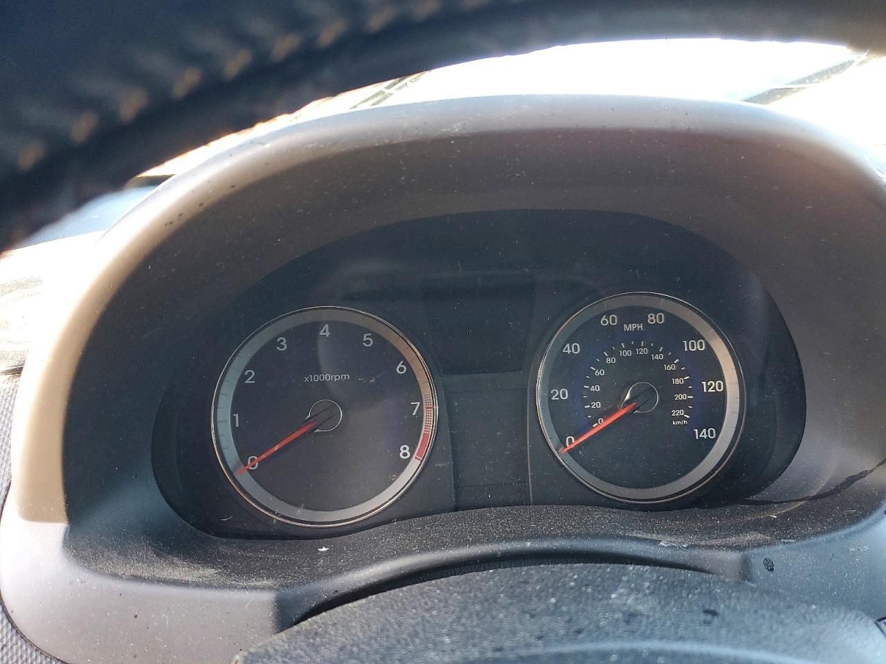 2012 HYUNDAI ACCENT