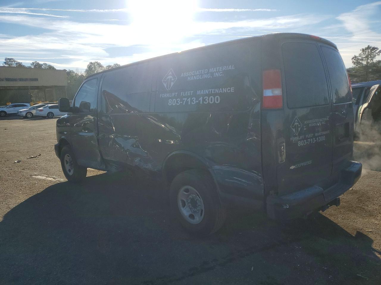 2017 CHEVROLET Express 3500