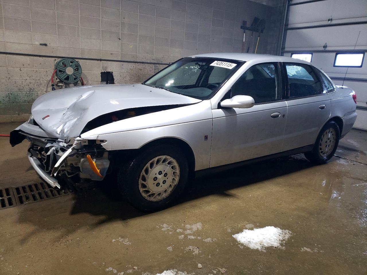 2001 SATURN L300