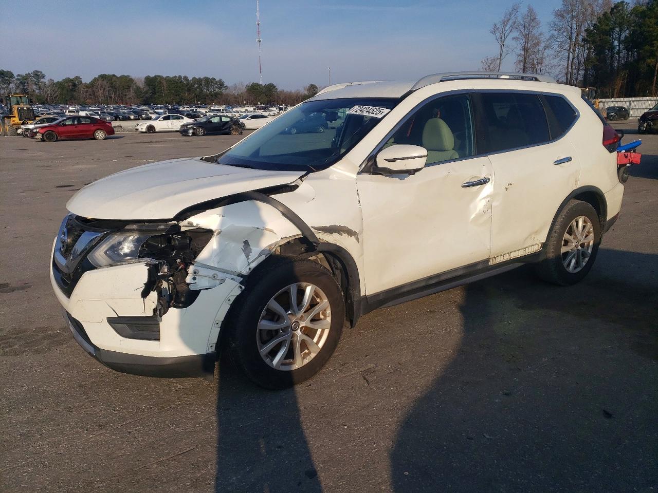 2017 NISSAN ROGUE