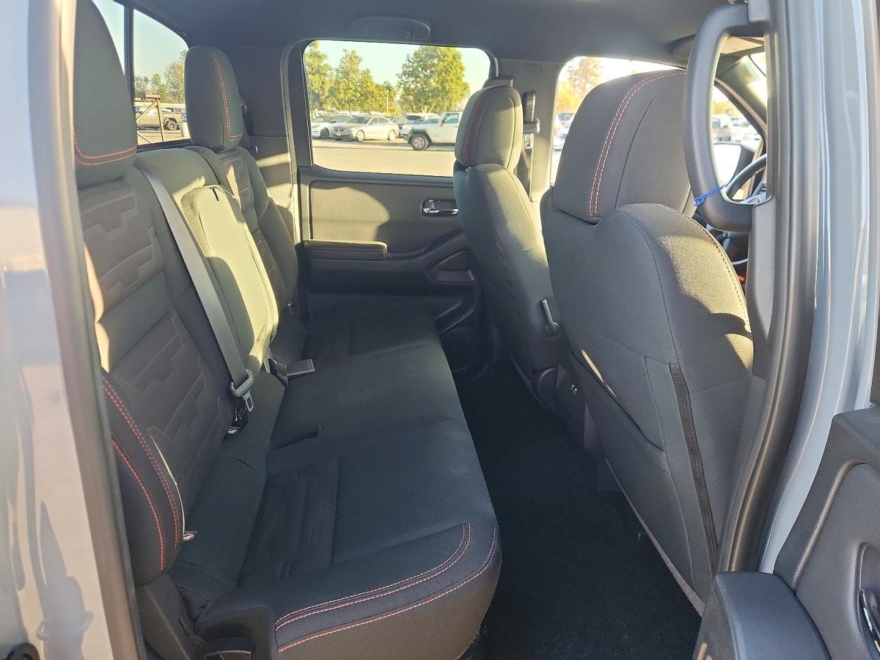 2022 NISSAN Frontier