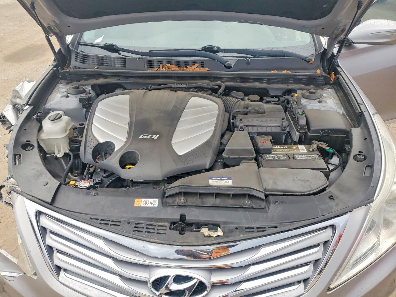 2012 HYUNDAI Azera
