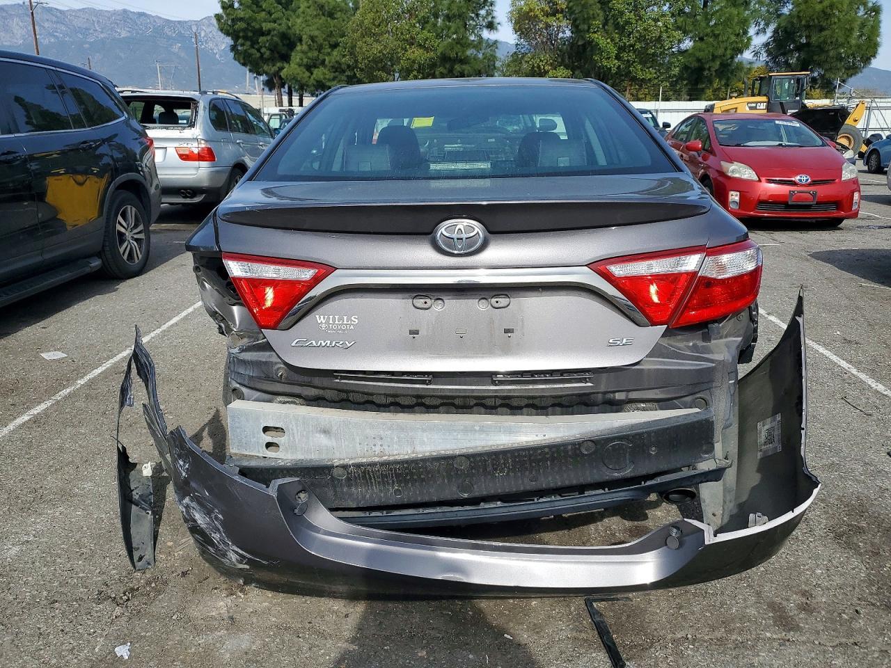 2017 TOYOTA CAMRY