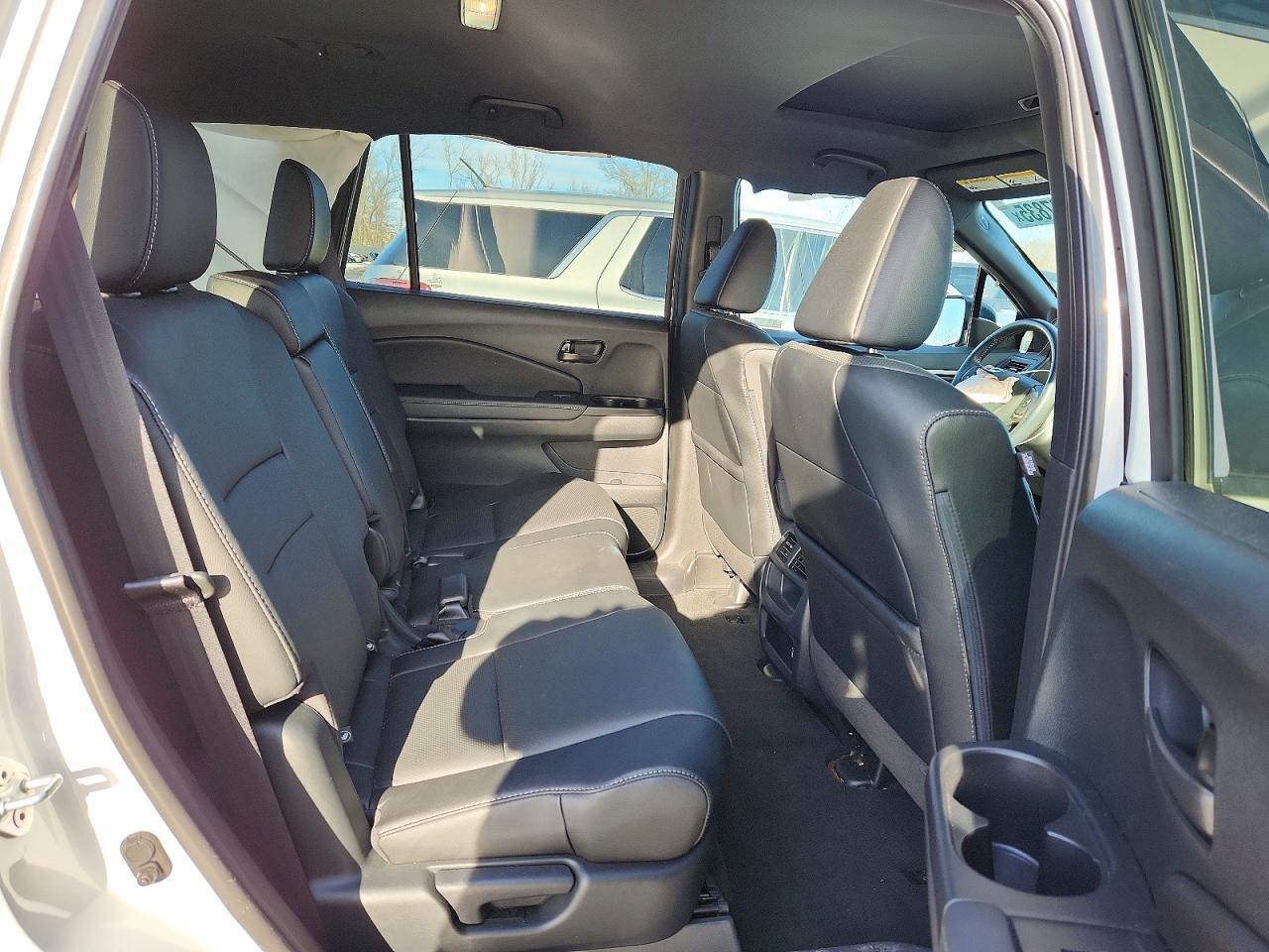 2023 HONDA Passport
