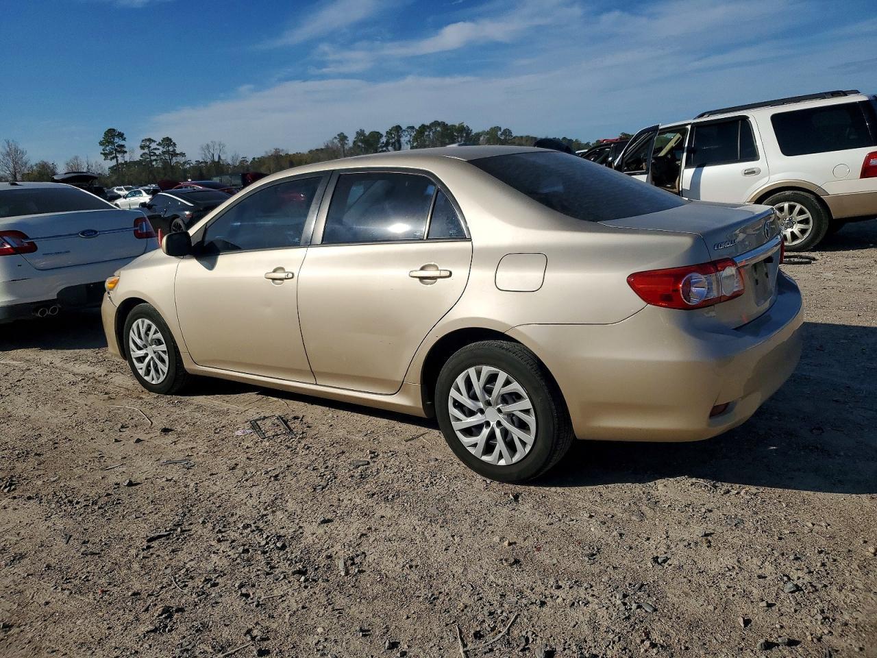 2012 TOYOTA COROLLA