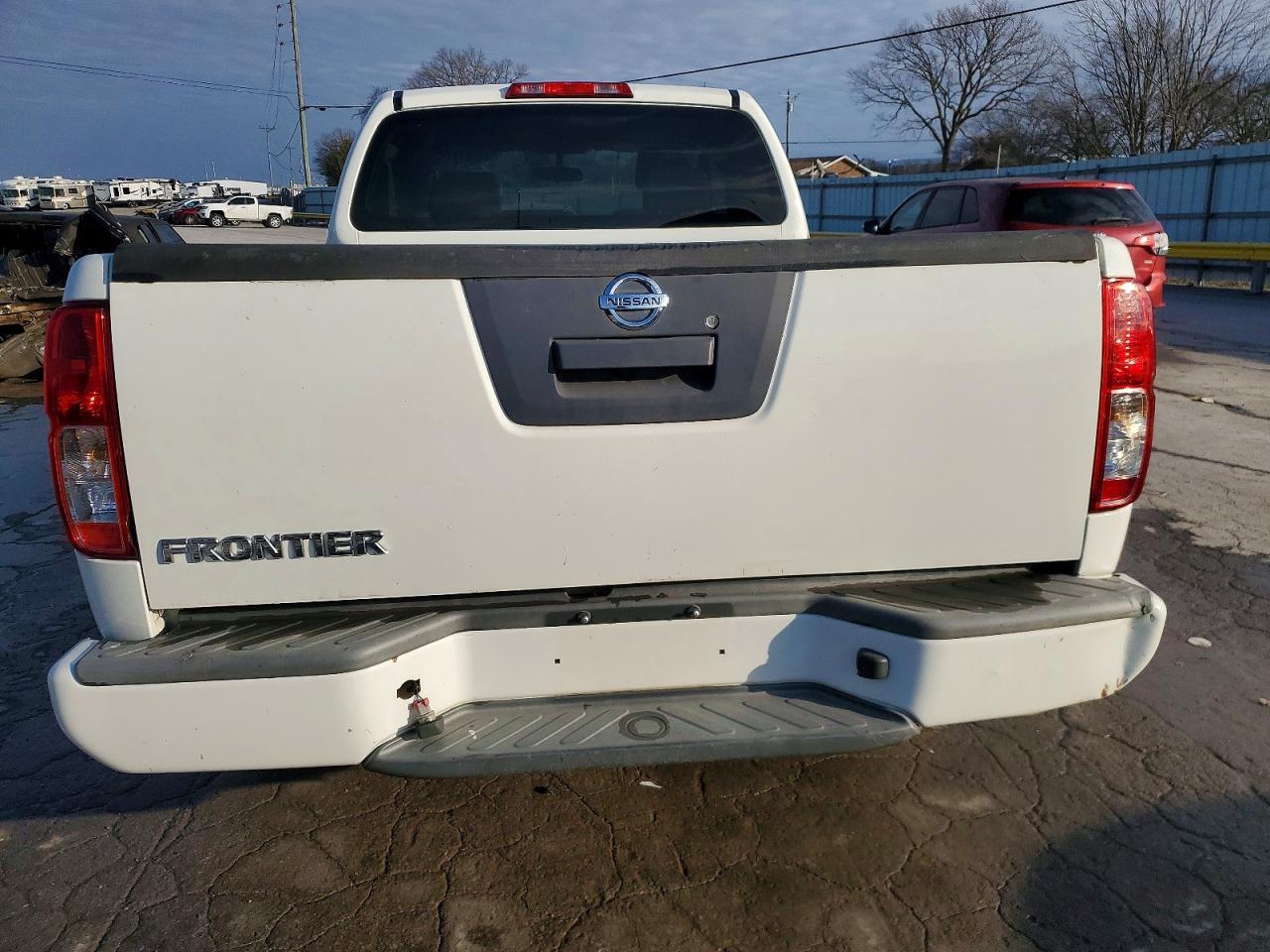 2017 NISSAN Frontier