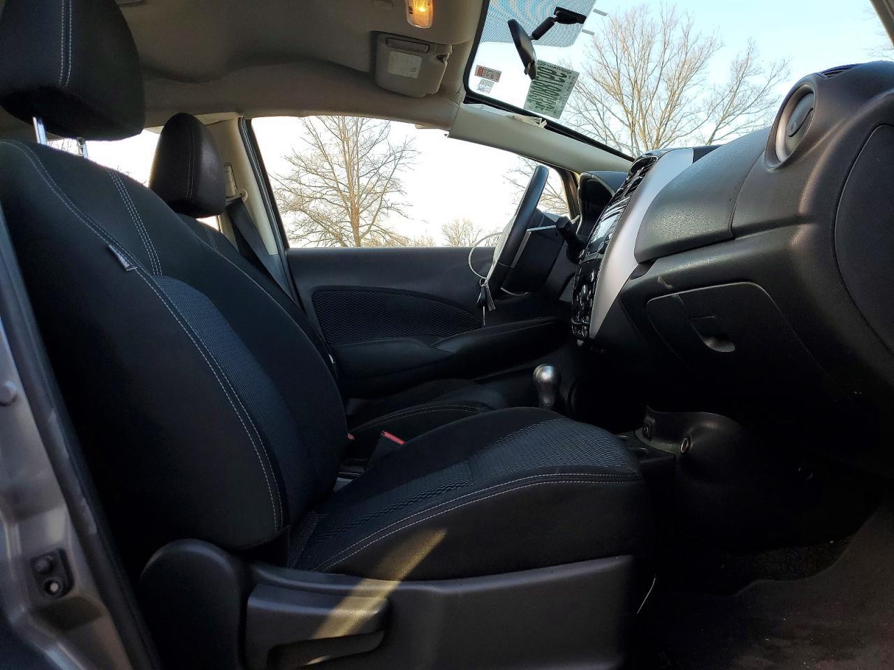 2017 NISSAN Versa Note