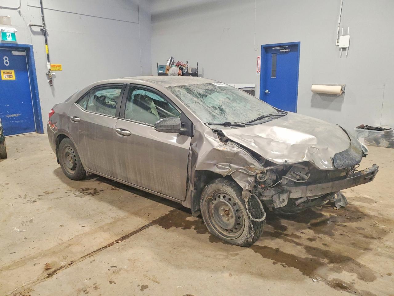 2015 TOYOTA COROLLA
