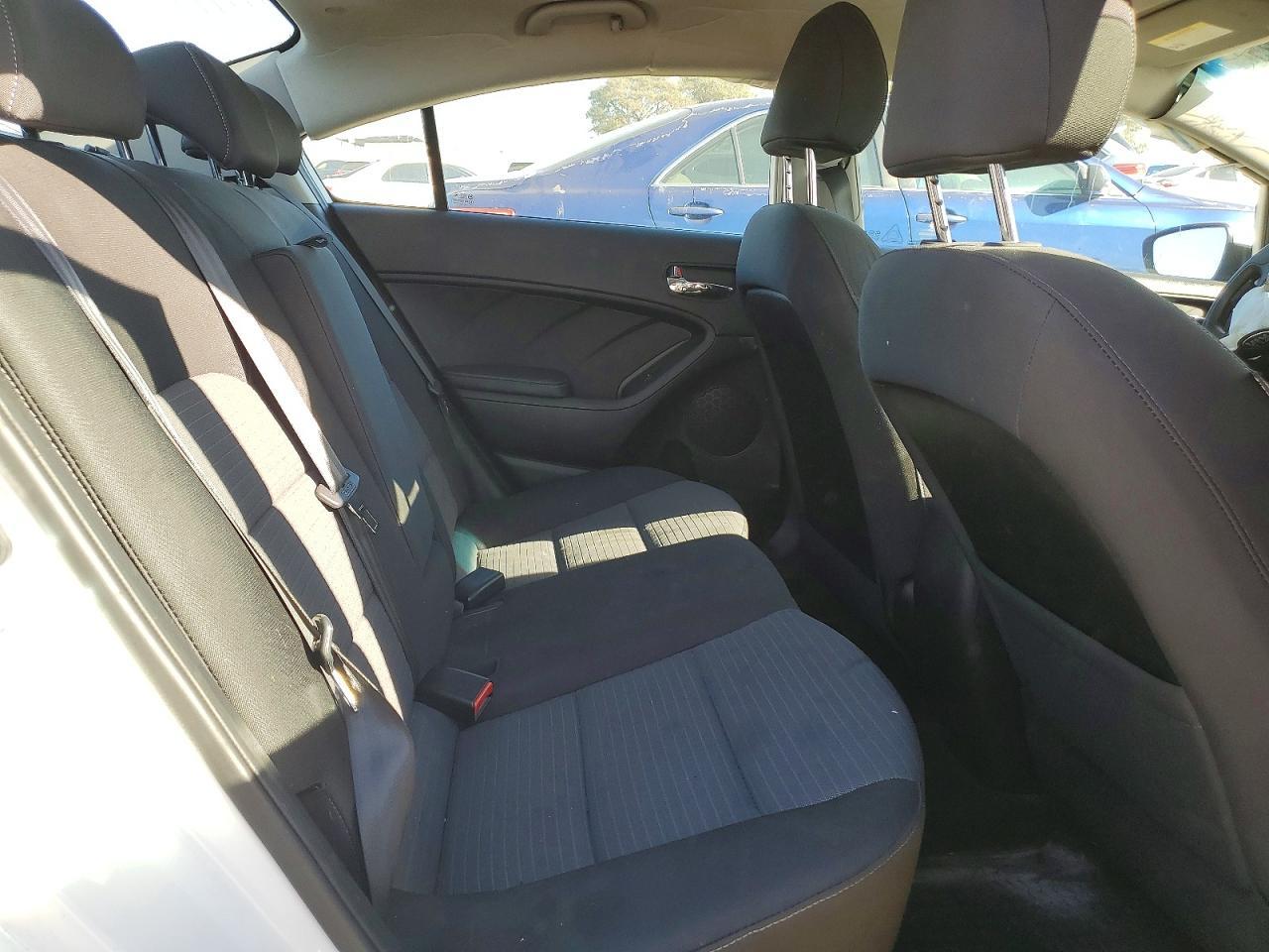 2016 KIA FORTE