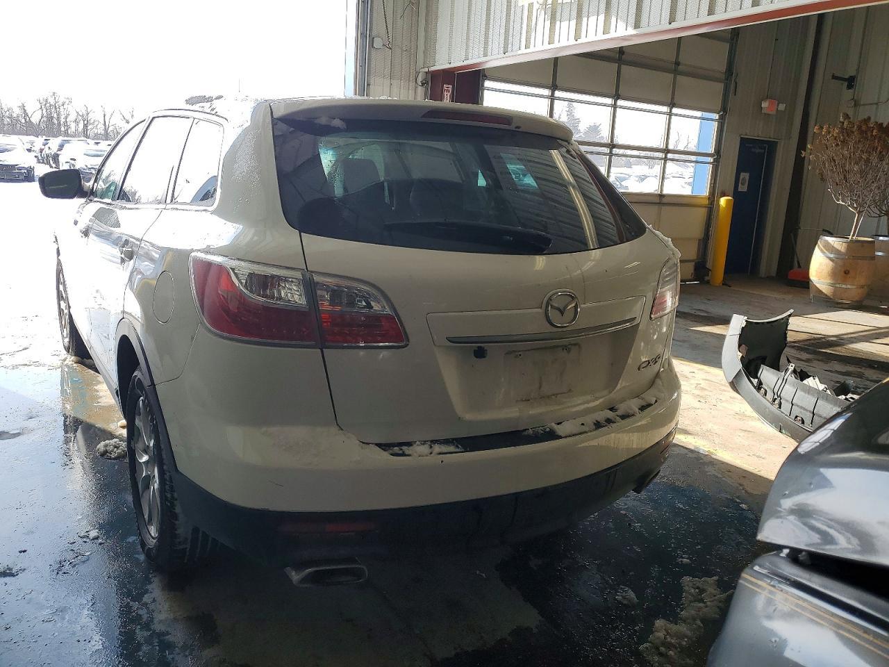2011 MAZDA CX-9