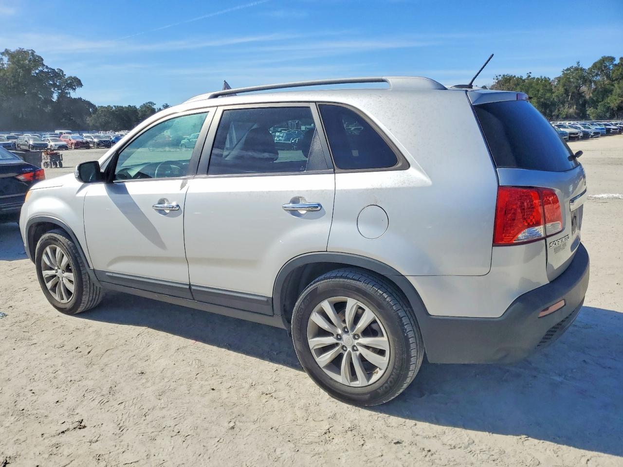 2011 KIA SORENTO