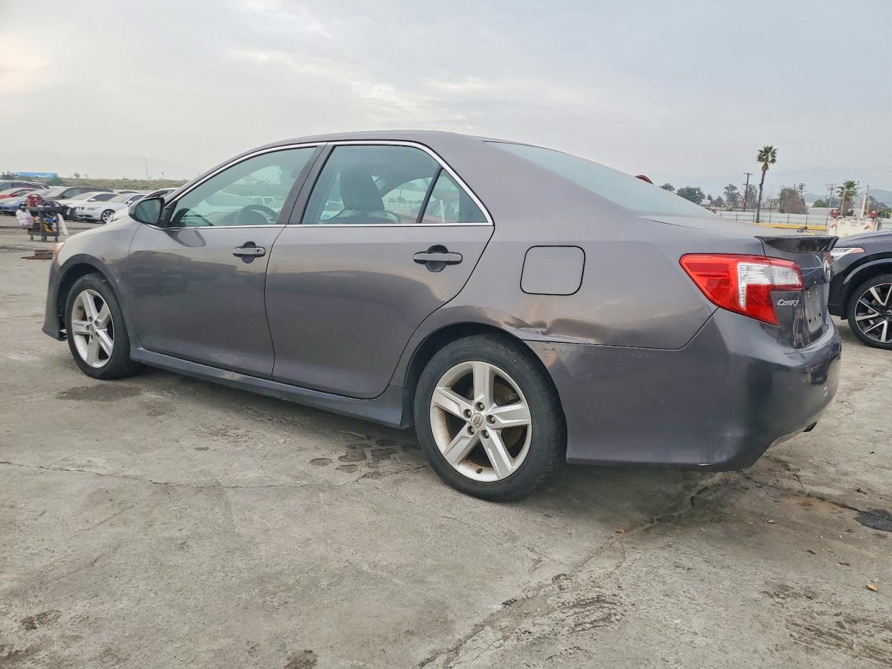 2014 TOYOTA CAMRY