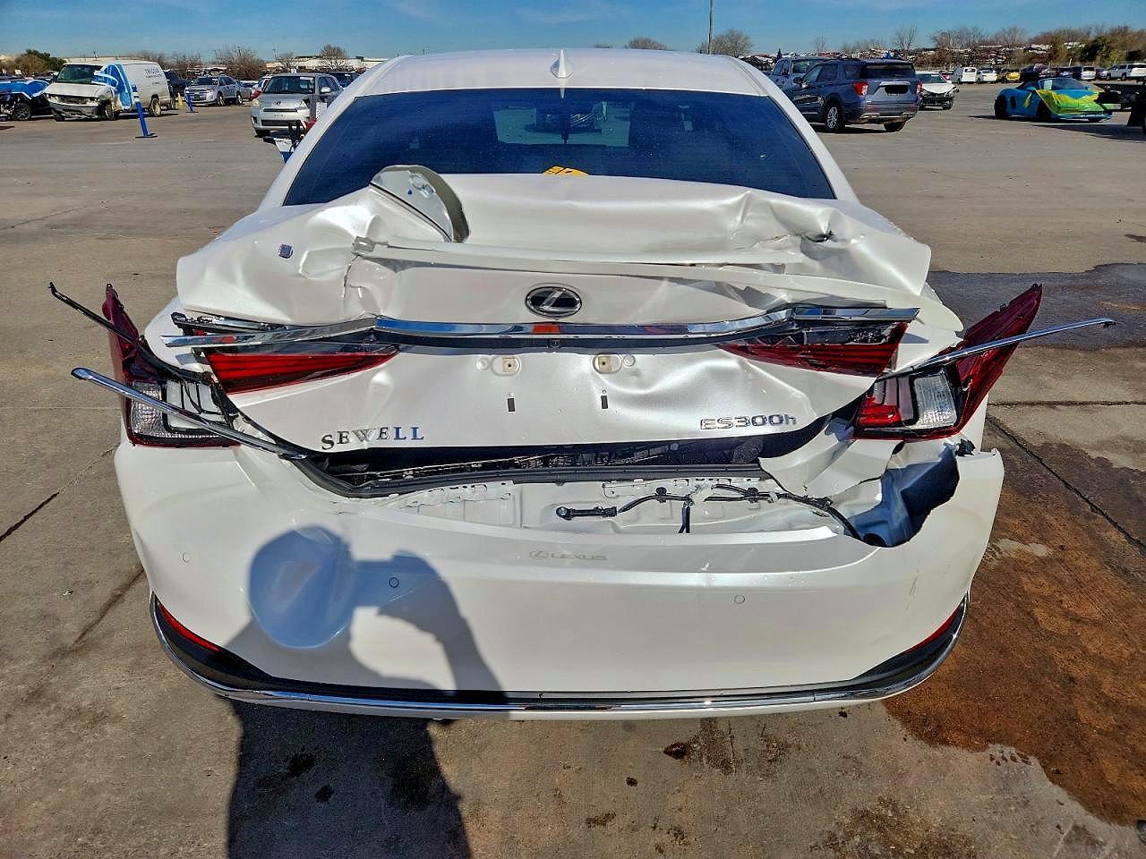 2025 LEXUS ES 300H