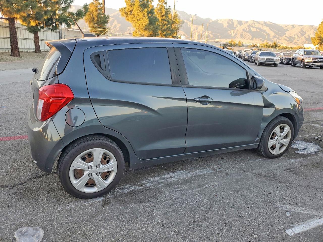 2020 CHEVROLET Spark