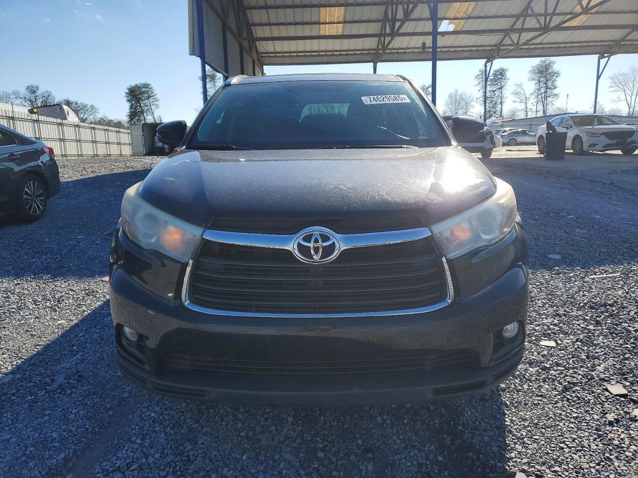 2015 TOYOTA HIGHLANDER