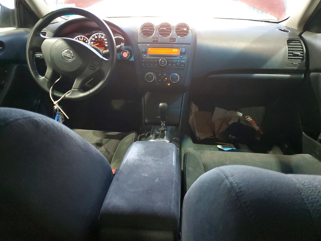 2010 NISSAN ALTIMA