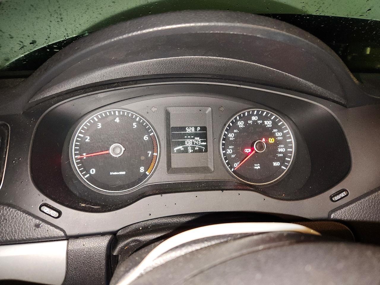 2013 VOLKSWAGEN JETTA