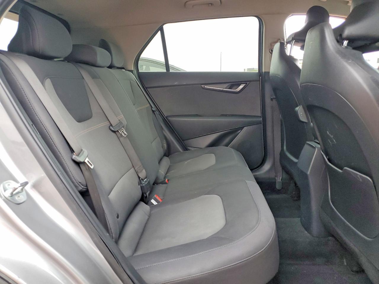 2023 KIA Niro