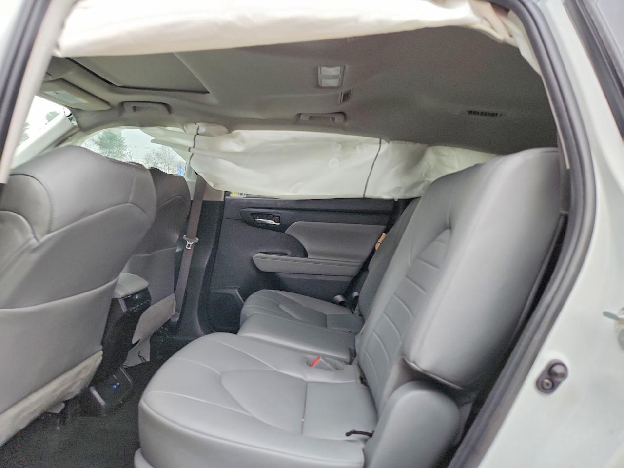 2022 TOYOTA HIGHLANDER
