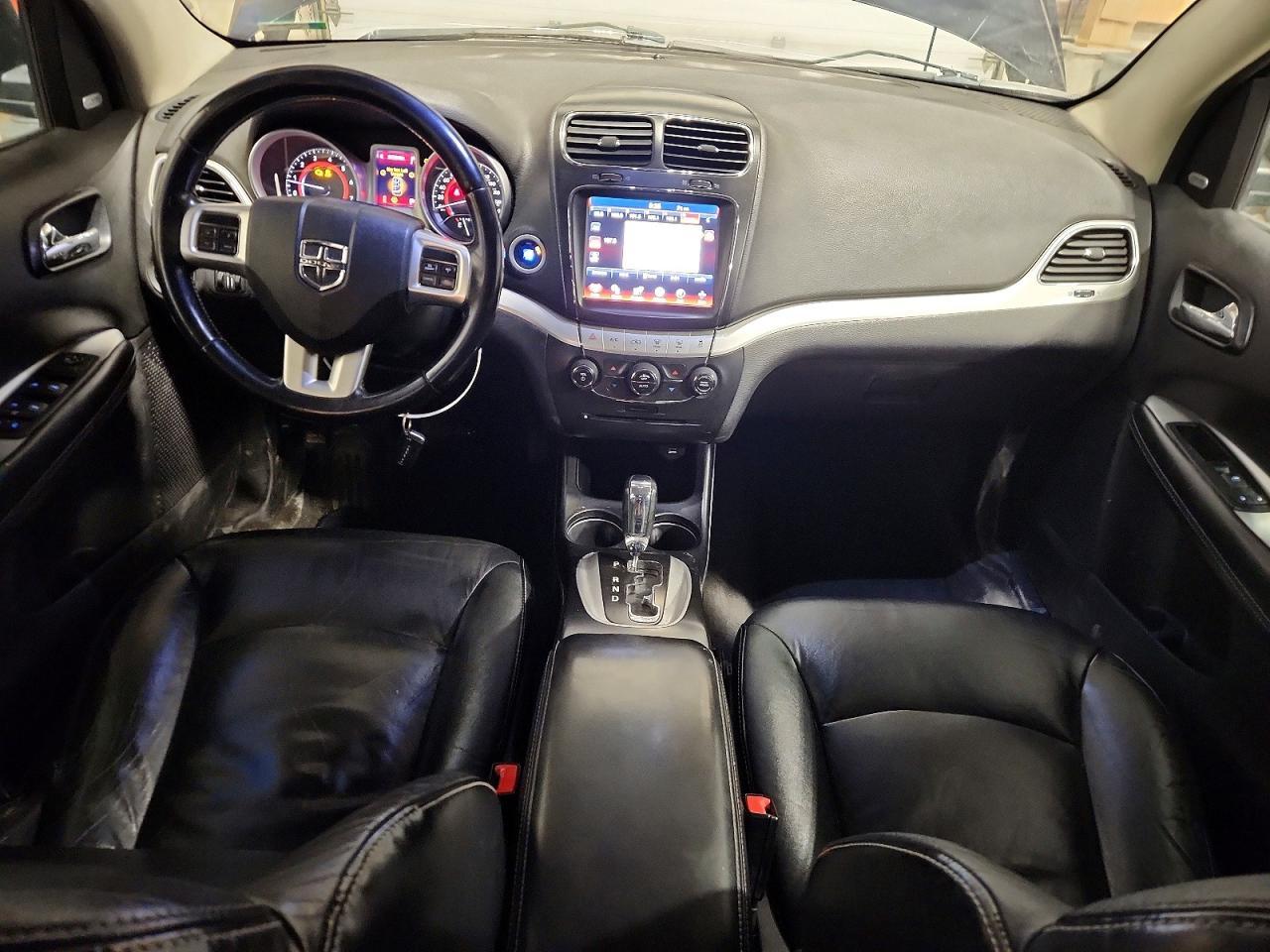 2011 DODGE JOURNEY