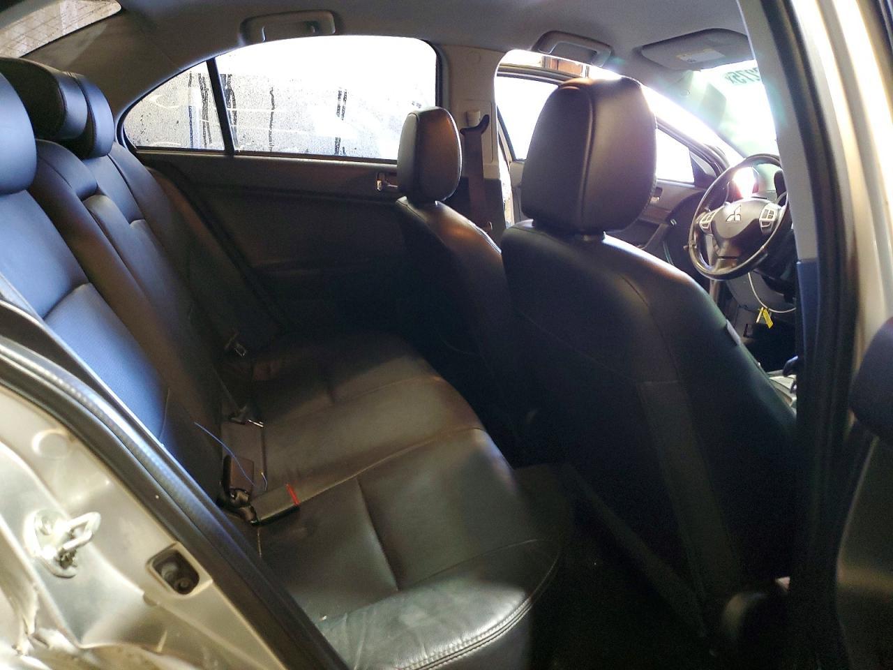 2016 MITSUBISHI LANCER