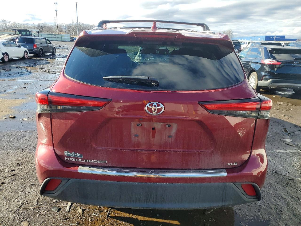 2022 TOYOTA HIGHLANDER
