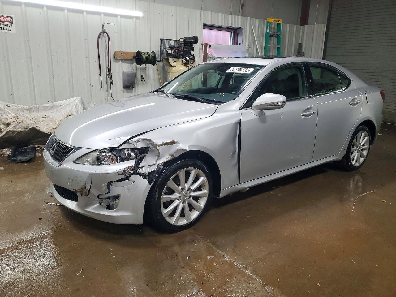 2009 LEXUS IS 250