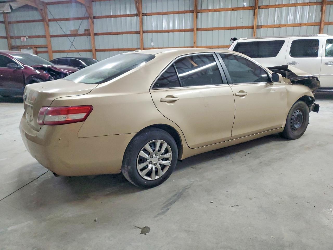 2010 TOYOTA CAMRY