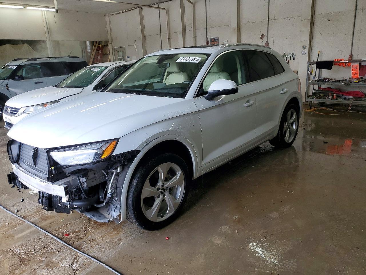 2021 AUDI Q5