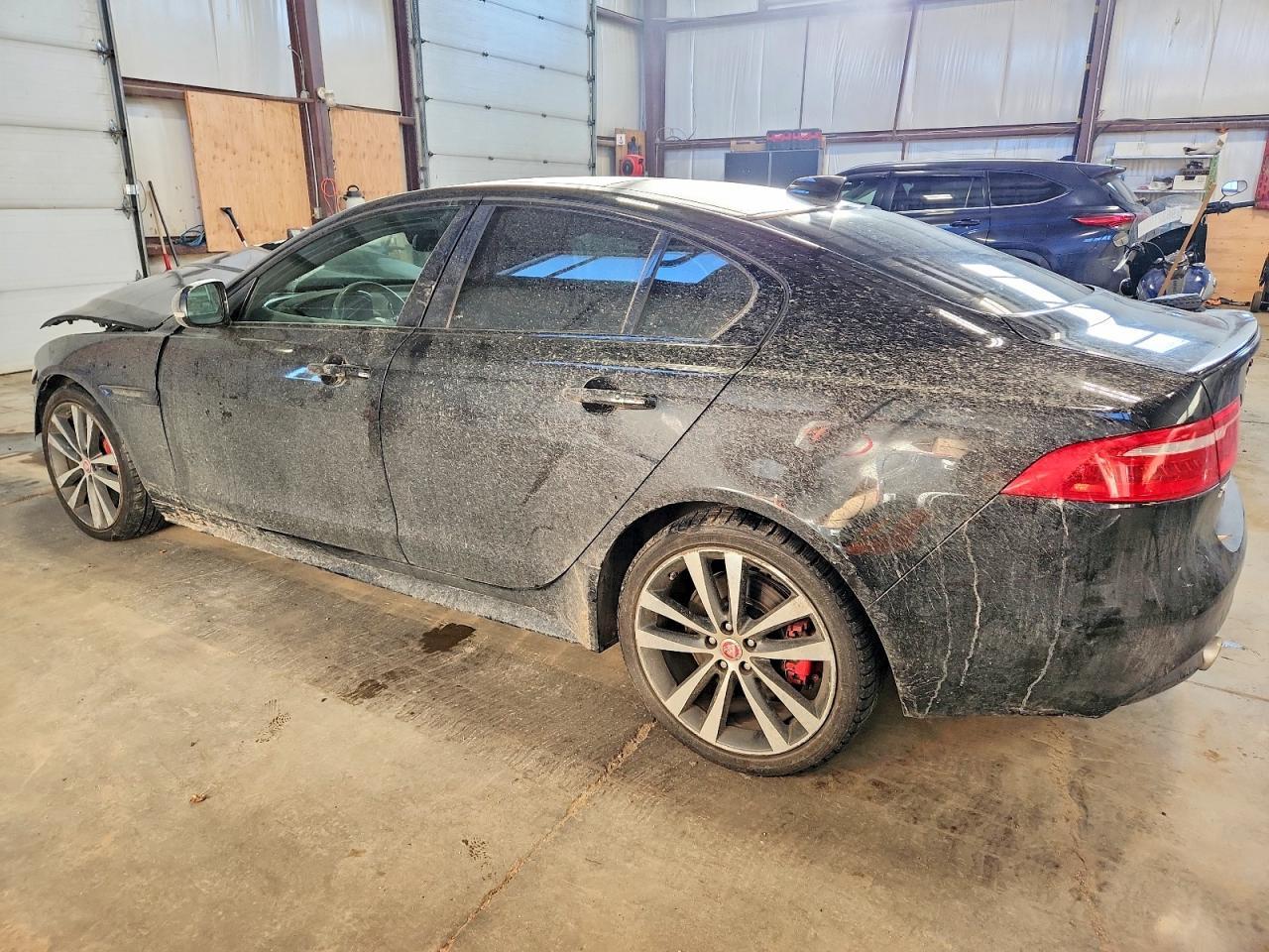 2018 JAGUAR XE