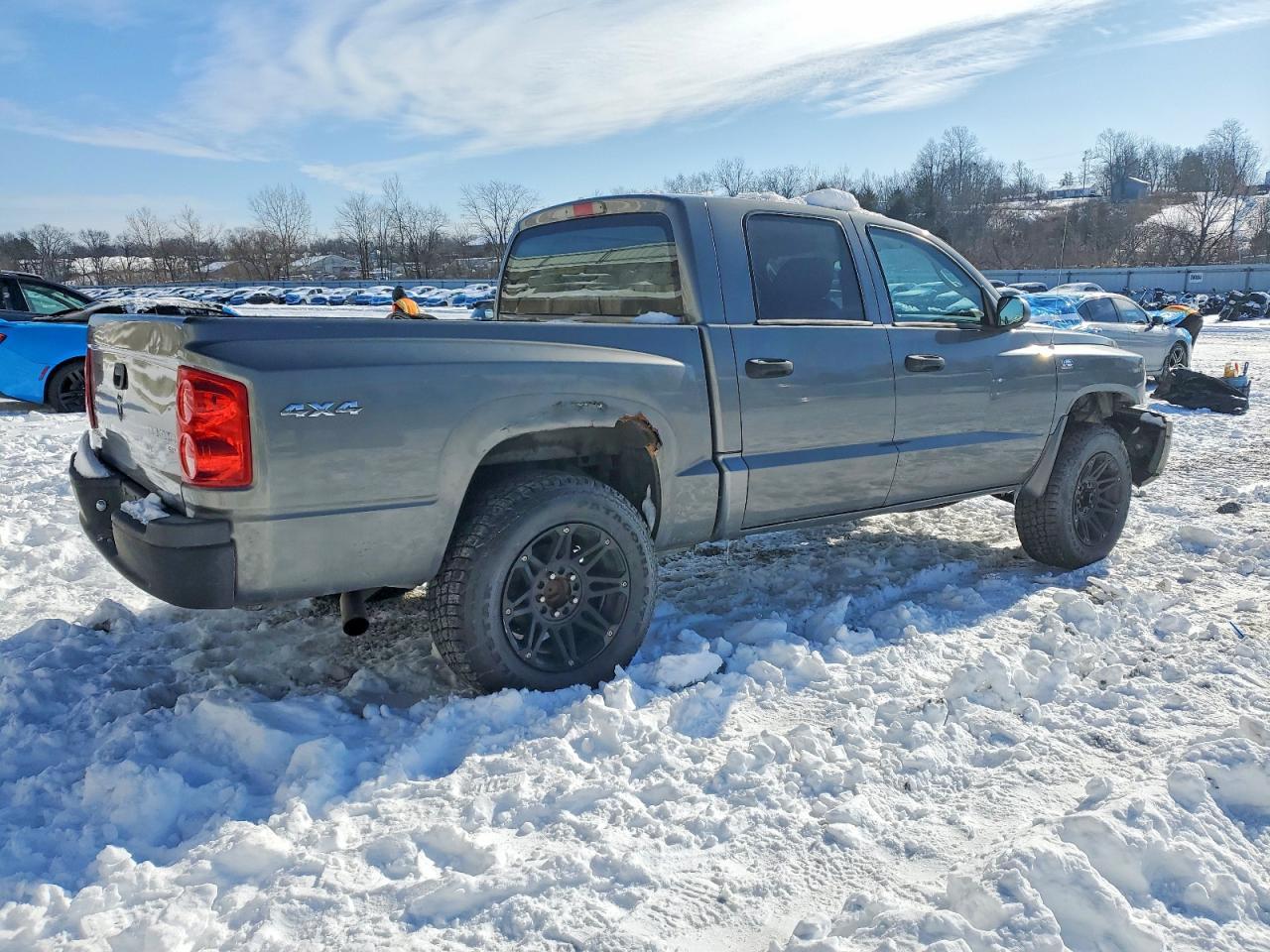 2010 DODGE Dakota