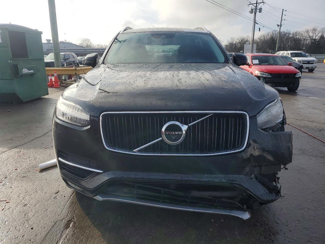 2017 VOLVO XC90