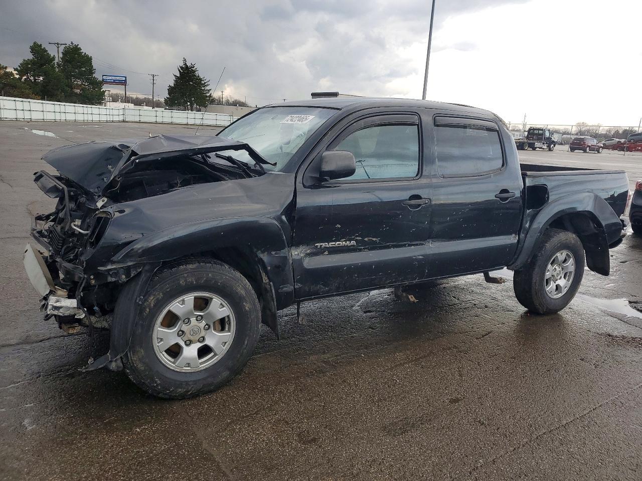 2011 TOYOTA TACOMA
