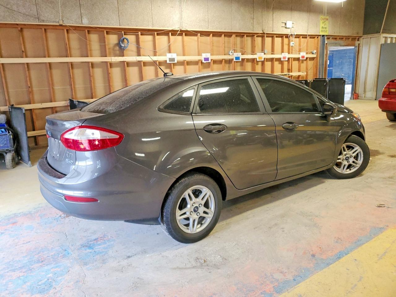 2017 FORD Fiesta